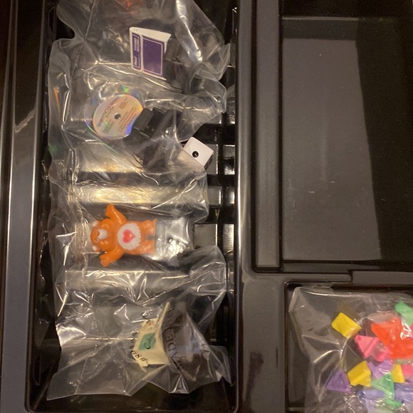 Trivia Pursuit Totally 80s new - Picture 3 of 3